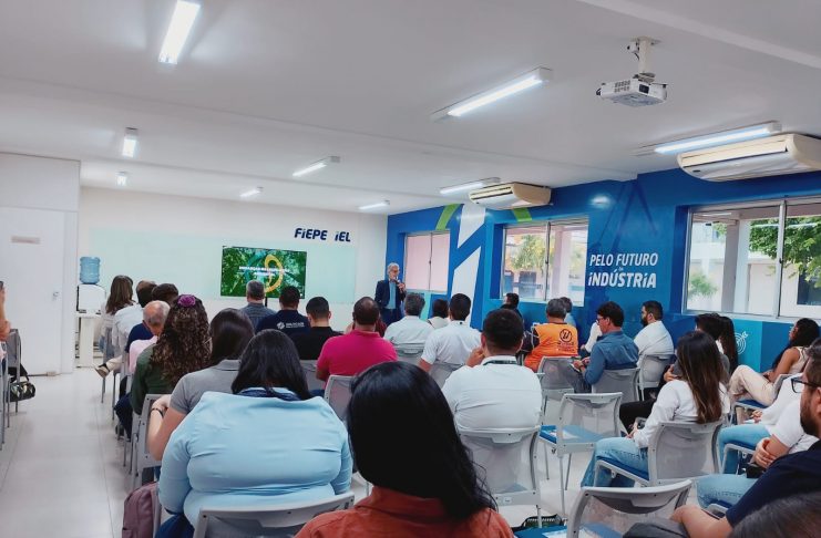 Seminário da FIEPE debate legislação ambiental e reforma tributária em Petrolina