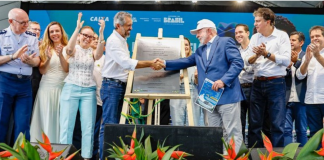 “Investir na educação é sagrado”, diz Lula, ao celebrar 2 anos do Pé-de-Meia e inaugurar alojamento do ITA Ceará