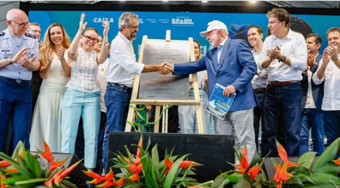 “Investir na educação é sagrado”, diz Lula, ao celebrar 2 anos do Pé-de-Meia e inaugurar alojamento do ITA Ceará