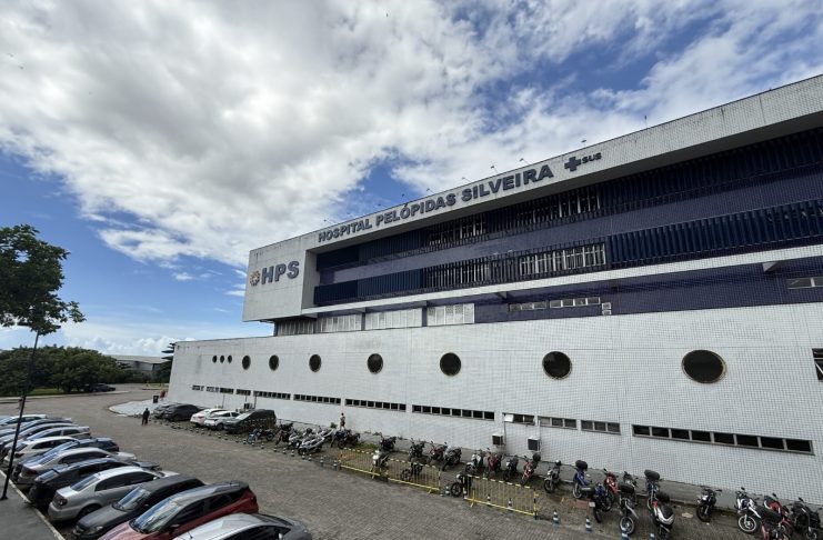 Simepe, Cremepe e Corpo clínico do Hospital Pelópidas Silveira (HPS), se reúnem em busca de soluções para as demandas dos médicos e médicas da unidade