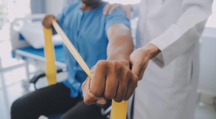 Novas terapias e lesões neurológicas: qual o papel da reabilitação na recuperação dos pacientes?