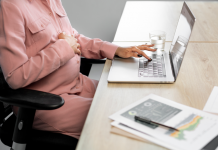 Estabilidade da gestante no emprego: até quando a demissão é proibida?