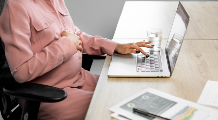 Estabilidade da gestante no emprego: até quando a demissão é proibida?