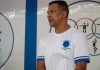 Manoel Tobias, ex-jogador e campeão mundial, comanda torneio de futsal na Semana S