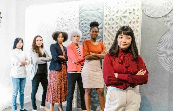 Mães no comando: 5 líderes revelam lições da maternidade que impulsionam negócios de sucesso