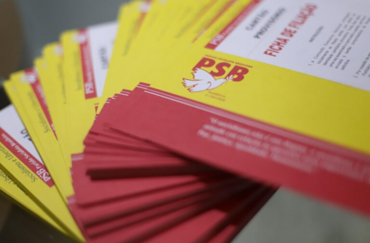 PSB promove ato de filiação de lideranças sindicais no Recife