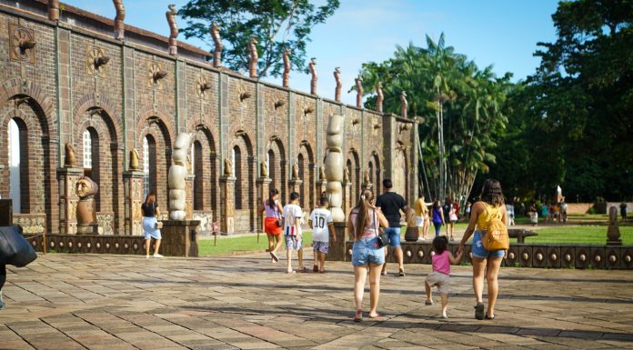 Oficina Francisco Brennand promove vivência junina com foco no público idoso