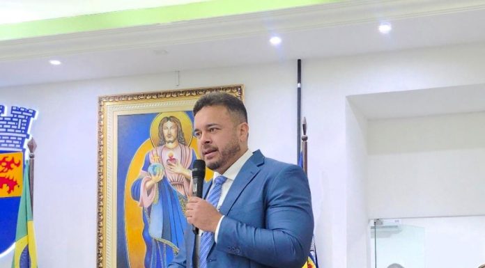 Vereador Alessandro Sarmento diz que em fiscalização, identificou ônibus escolares com pneus desgastados e vistorias vencidas em Olinda