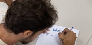 IA já impacta o emprego de jovens brasileiros e aumenta busca por formação em tecnologia