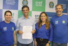 Daniel Coelho visita sede do CREF12/PE e assina Carta-Compromisso com Educação Física