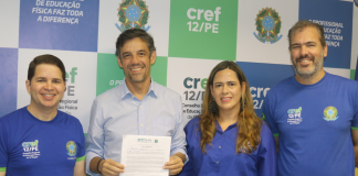 Daniel Coelho visita sede do CREF12/PE e assina Carta-Compromisso com Educação Física
