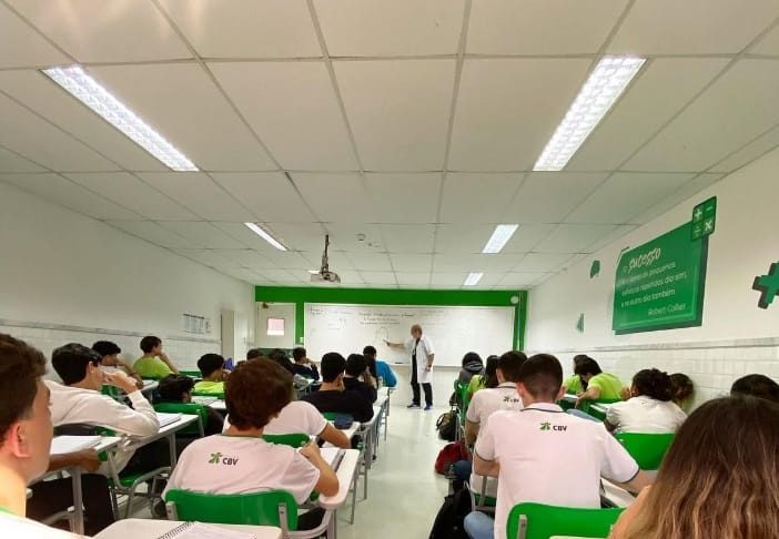 Férias exigem equilíbrio entre descanso e estudos para quem vai prestar o ENEM