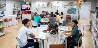 Aprender um idioma com um amigo pode reduzir as chances de desistência dos estudos