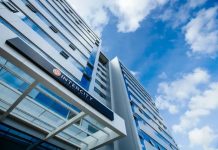 Hotel Intercity Costa Dourada promove happy hour na quarta (15) com Marcelo Vilar
