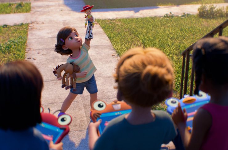 Shopping Costa Dourada promove sessão de cinema inclusiva com a animação Toy Story 5