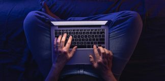 Wi-Fi público pode expor senhas, dados bancários e informações pessoais durante viagens