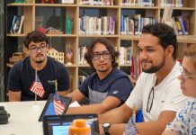 Evento gratuito no Recife combina café e conversação para incentivar a prática do inglês