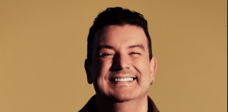 André Rio celebra retorno de turnê europeia com show especial em Olinda