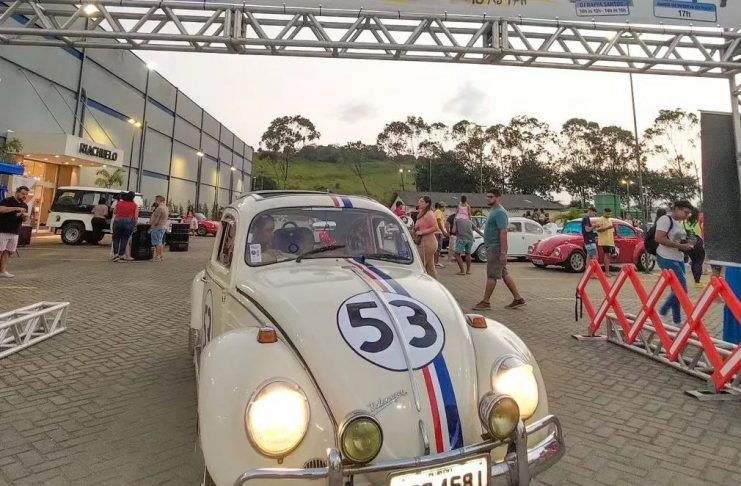 Shopping Costa Dourada promove Encontro de Carros Antigos no domingo (23)