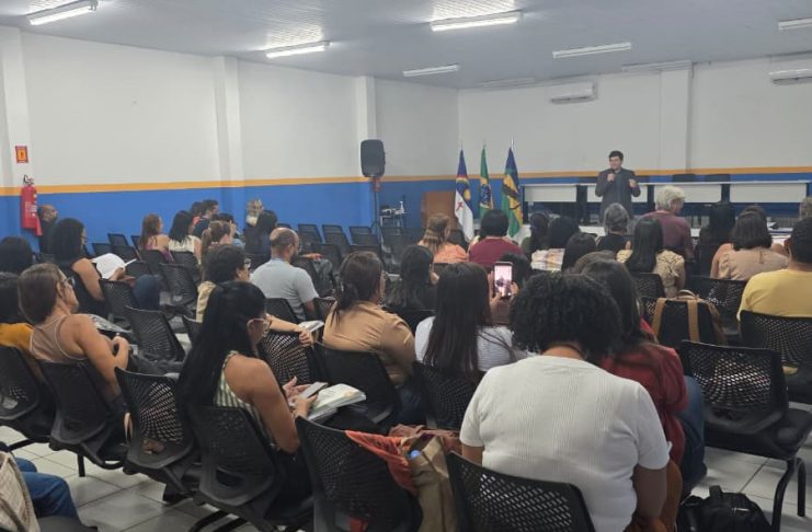 Ipojuca capacita professores com método baseado em neurociência para alfabetização de mais de 3 mil estudantes