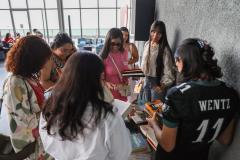 Clube de leitura feminino reúne mulheres em evento de aniversário gratuito no Parque Apipucos