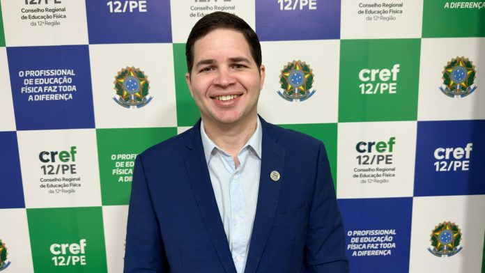 LÚCIO-BELTRÃO-PRESIDENTE-CREF-12-PE-310826