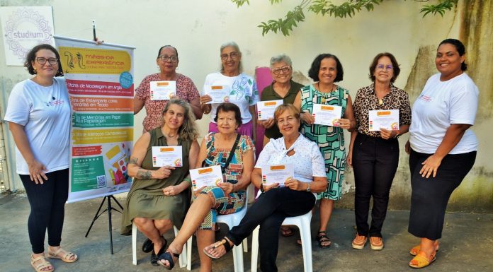 Mãos da Experiência promove oficina gratuita de Papel Machê e Papietagem para pessoas com 60 anos ou mais
