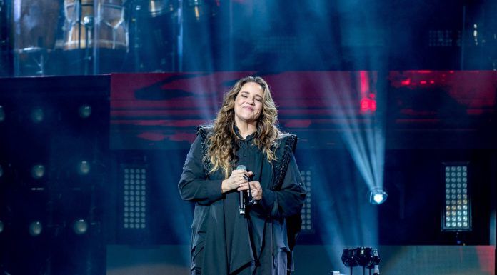 Ana Carolina celebra 25 anos de carreira com a turnê “25 Anas”, em Recife