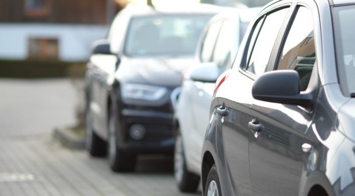 Usar carro de passeio para campanha política exige alteração do contrato do seguro auto