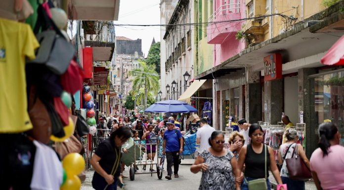 Pernambuco lidera crescimento do comércio no Brasil no primeiro semestre de 2026, aponta IBGE