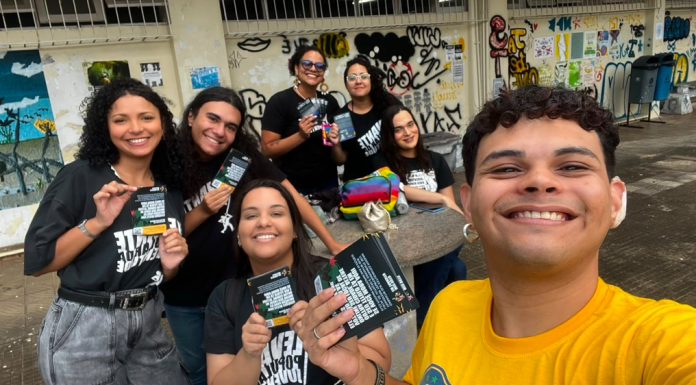 Estar longe de casa não é motivo para ficar sem votar. Confira o passo a passo de como pedir o voto em trânsito antes do prazo se encerrar