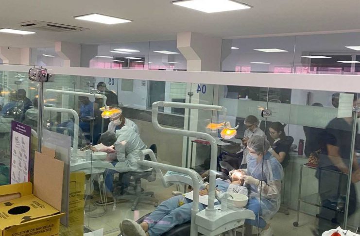 Você sabia? Só escovação dos dentes não basta: veja quando é hora de fazer uma limpeza profissional