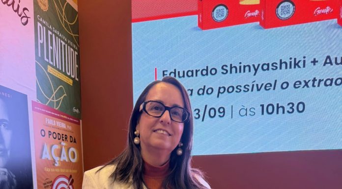 Educadora financeira de Petrolina Jena Agra, é destaque na Bienal de São Paulo