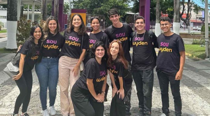 Universitários de Recife participam dos bastidores do festival Clássicos do Brasil