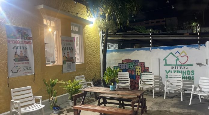 Instituto Vizinhos Solidários promove manhã especial para crianças das comunidades do Pina e do Jordão