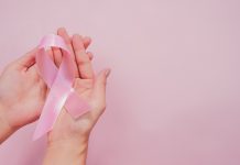 Câncer de mama: o que fazer após receber o diagnóstico? Oncologista orienta pacientes