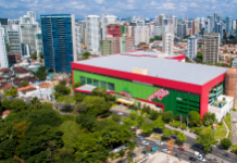 Lojas Ferreira Costa do Recife funcionam em horário especial, no segundo turno das eleições (25/10)